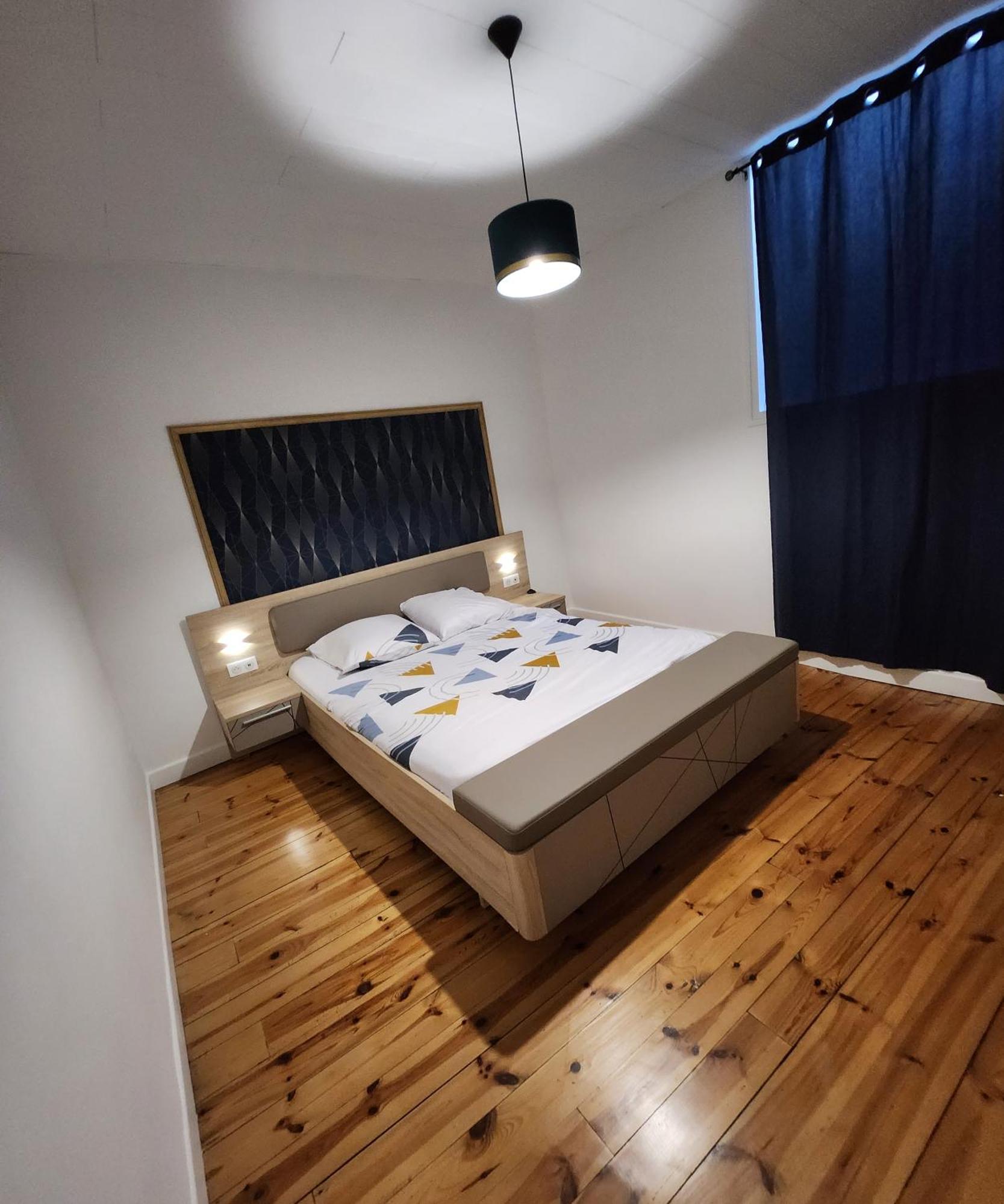 Chaleureux Appartement Refait A Neuf Vic-sur-Cère 외부 사진